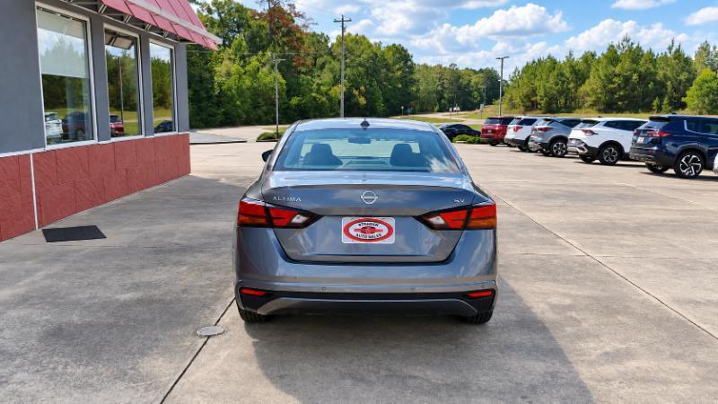 Nissan Altima 2.5 SV 2024