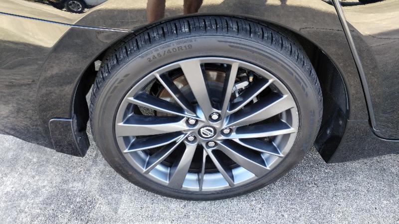Nissan Maxima Platinum 2020
