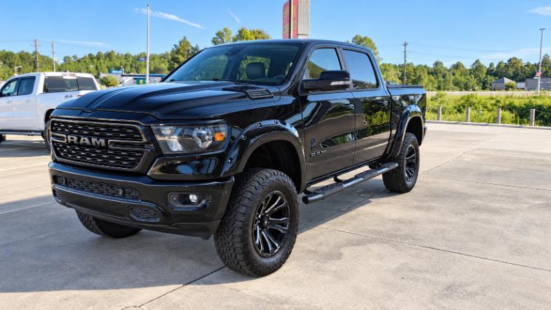 RAM 1500 Big Horn Crew Cab SWB 4WD 2022