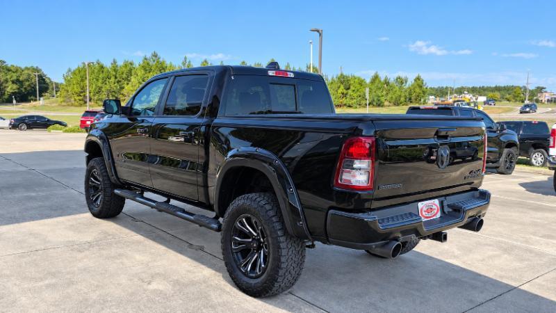 RAM 1500 Big Horn Crew Cab SWB 4WD 2022