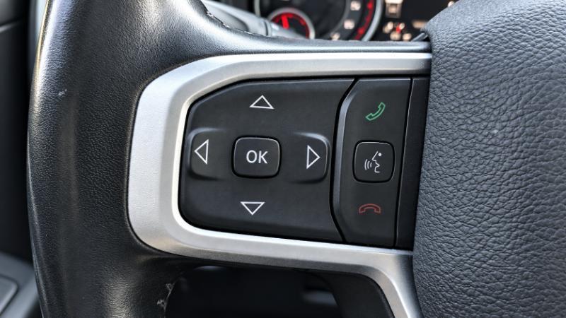 RAM 1500 Big Horn Crew Cab SWB 4WD 2022