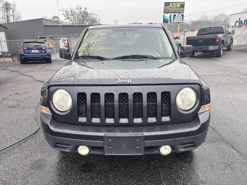 Jeep Patriot FWD 4dr Latitude 2014