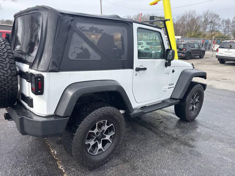 Jeep Wrangler 4WD 2dr Sport 2011