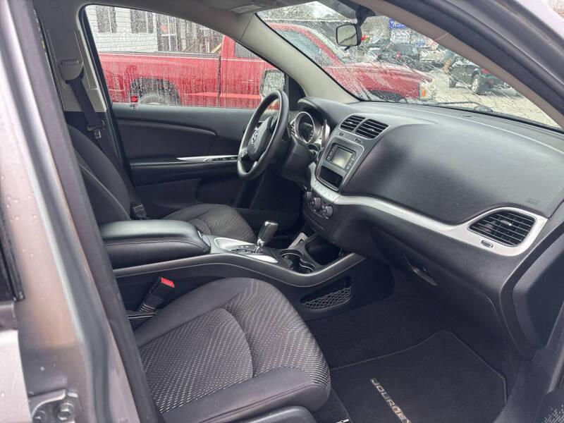 Dodge Journey FWD 4dr SXT 2015