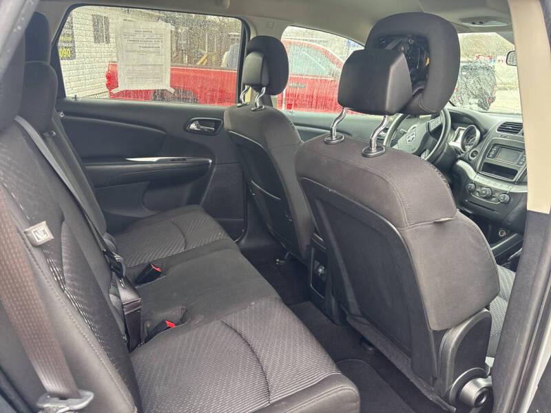 Dodge Journey FWD 4dr SXT 2015