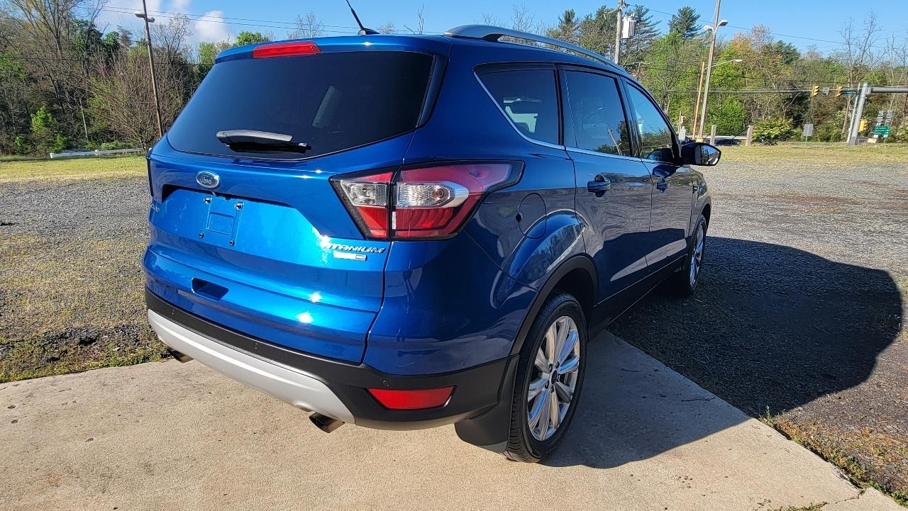 Ford Escape Titanium 4WD 2017