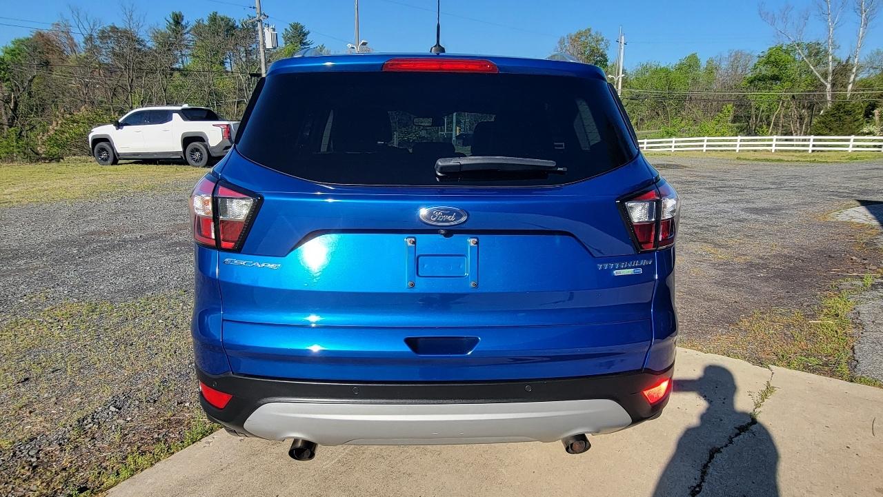 Ford Escape Titanium 4WD 2017