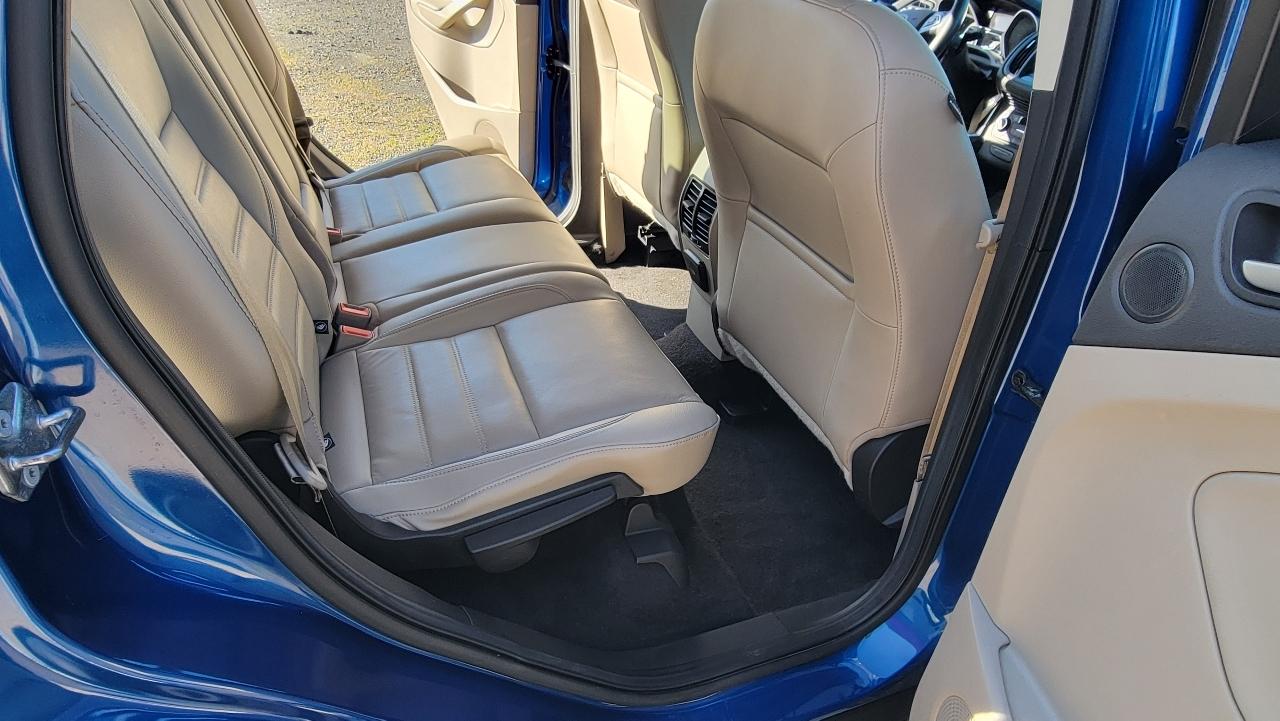 Ford Escape Titanium 4WD 2017