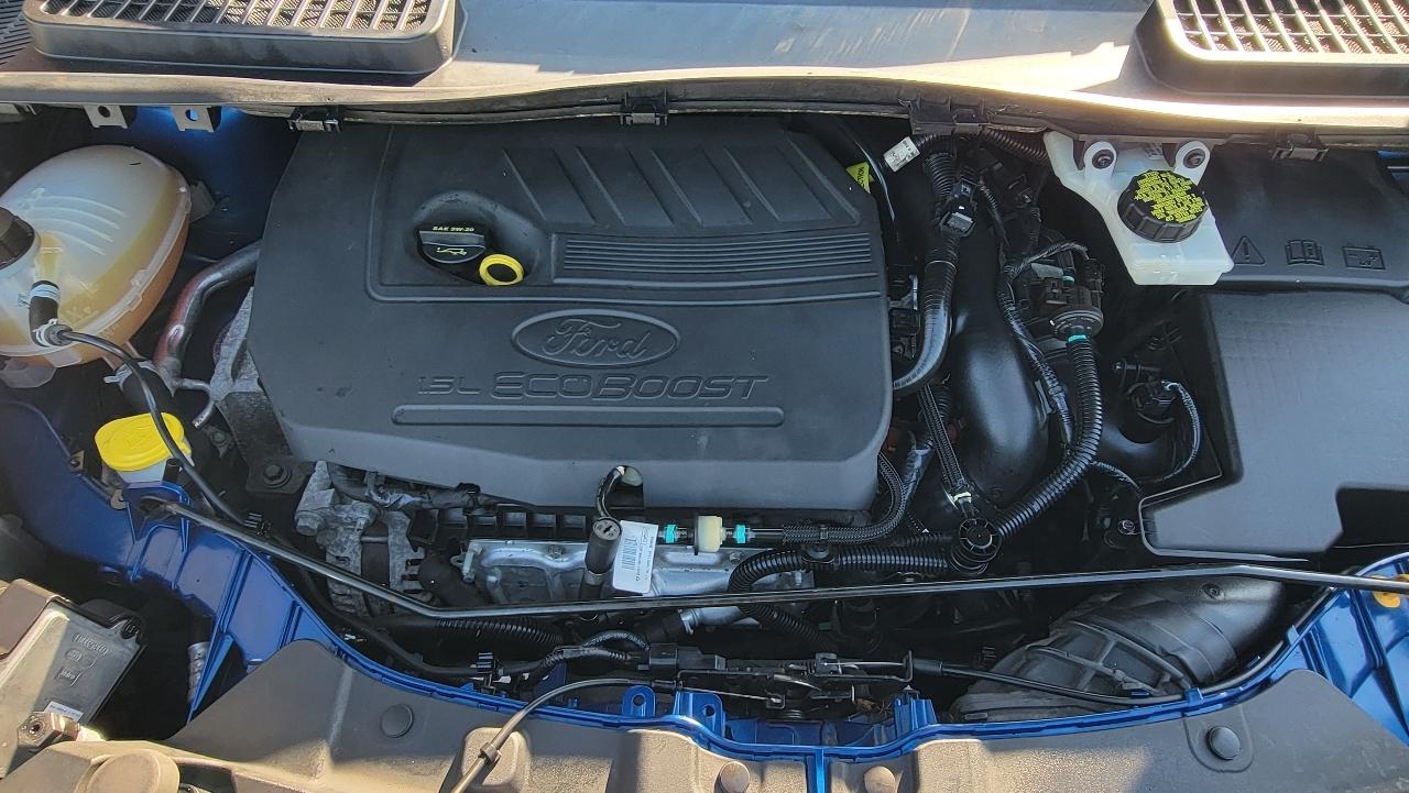 Ford Escape Titanium 4WD 2017