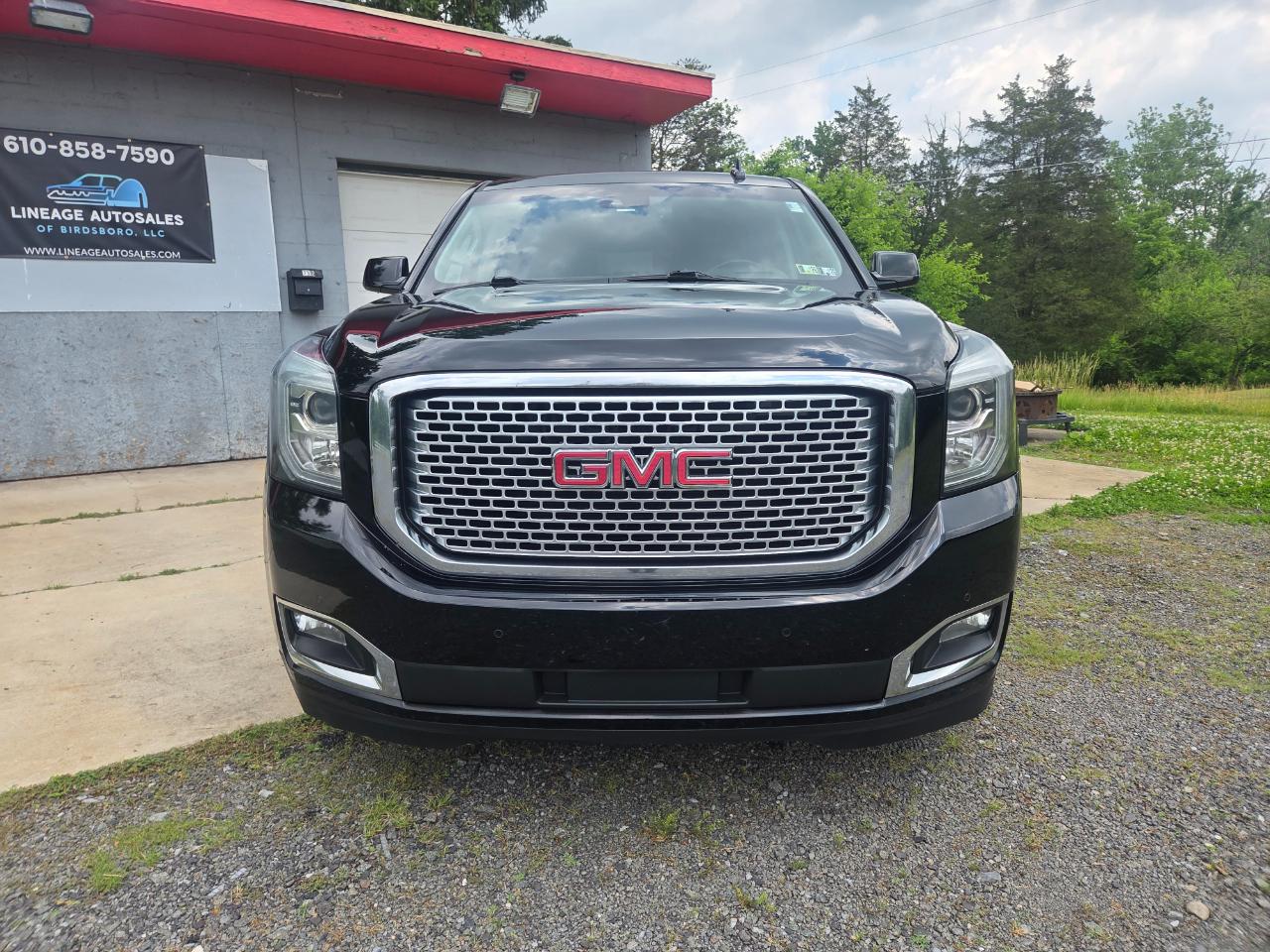 GMC Yukon XL Denali 4WD 2016