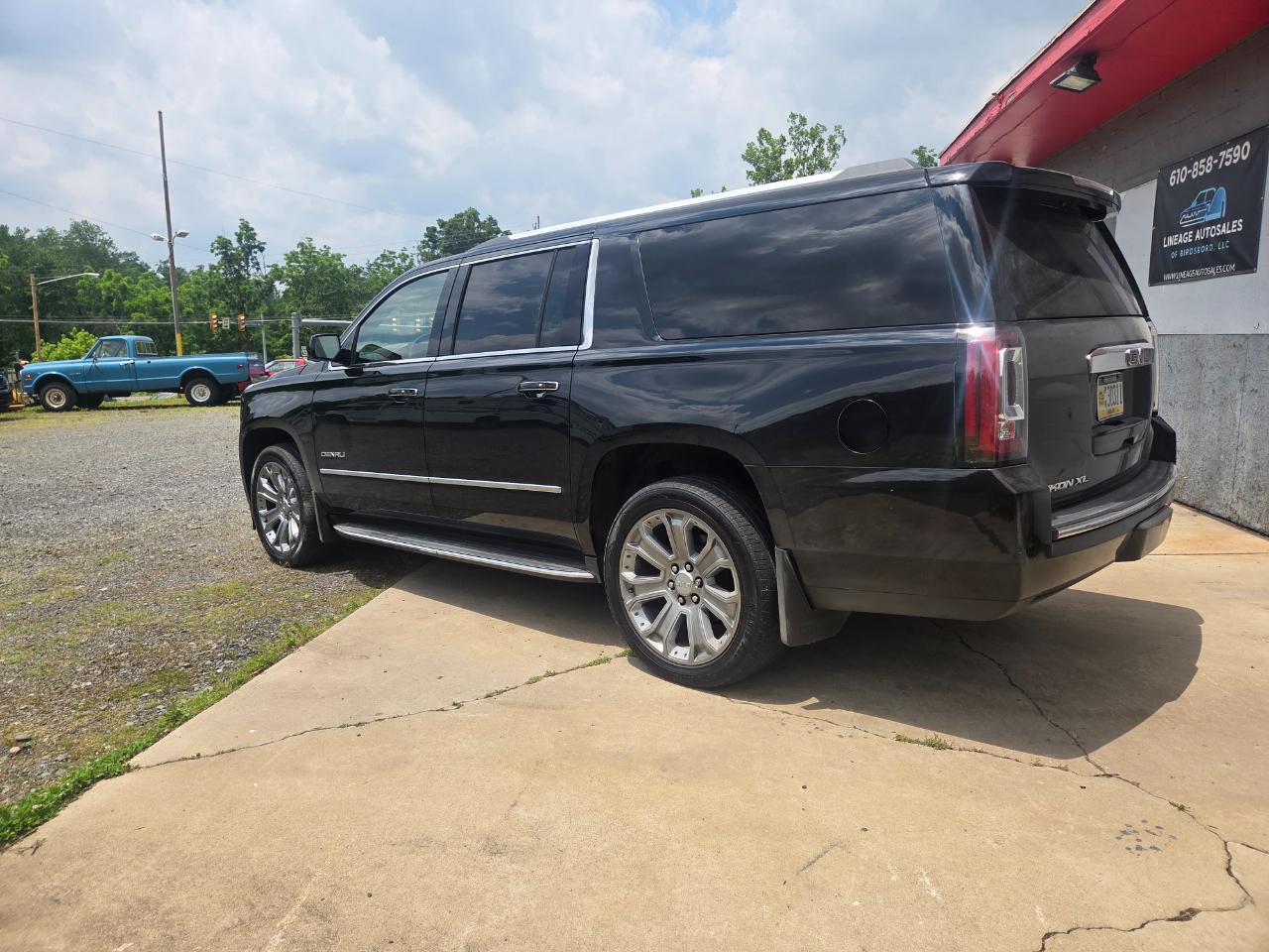 GMC Yukon XL Denali 4WD 2016