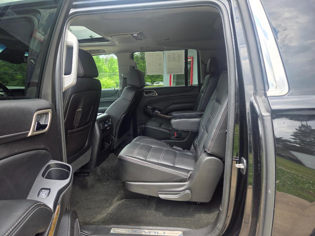 GMC Yukon XL Denali 4WD 2016