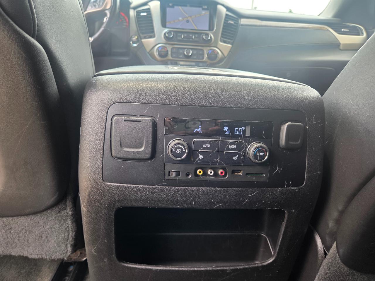GMC Yukon XL Denali 4WD 2016