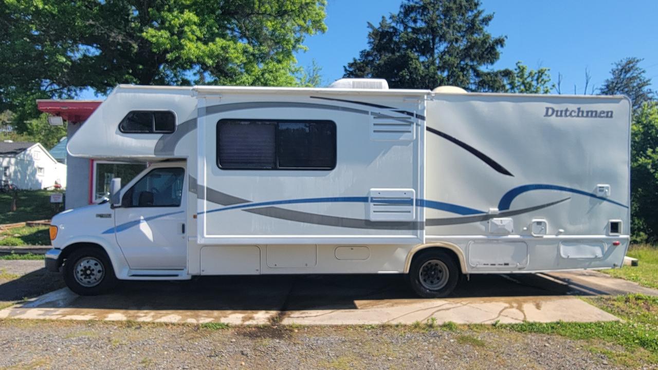 Ford Econoline E-450 2003