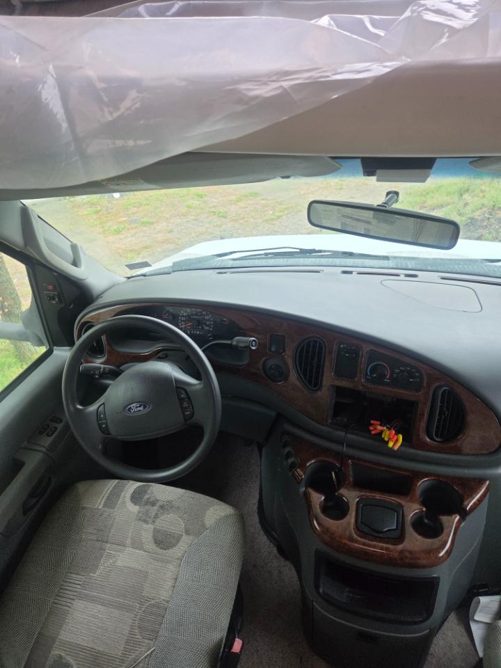 Ford Econoline E-450 2003