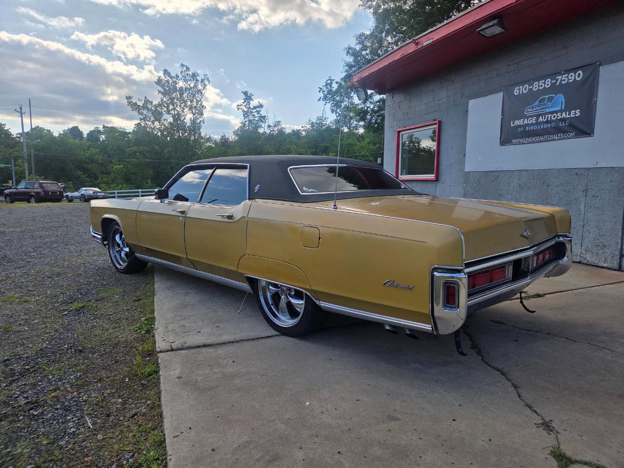 Lincoln Continental 4dr Sdn 1972