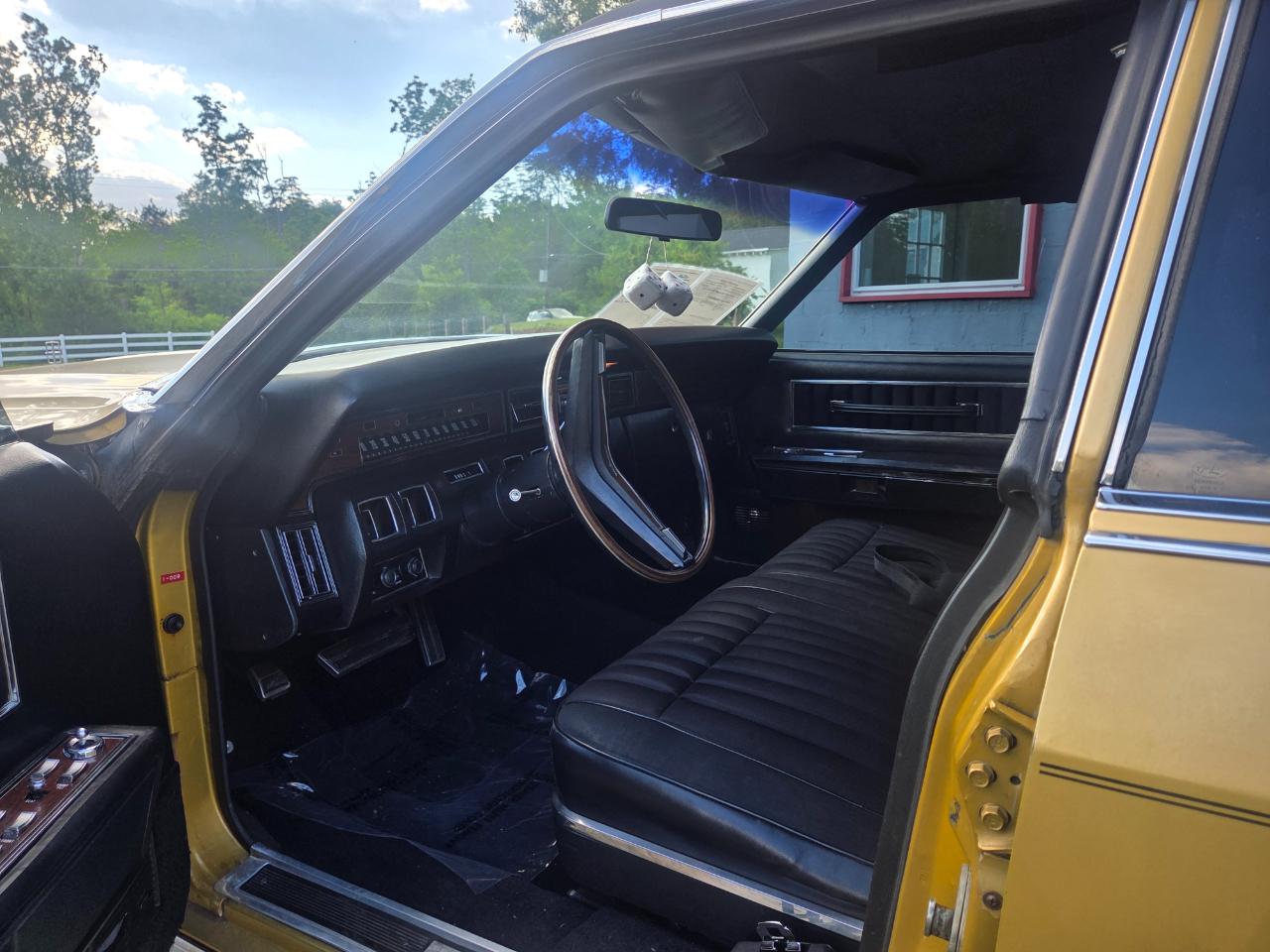 Lincoln Continental 4dr Sdn 1972