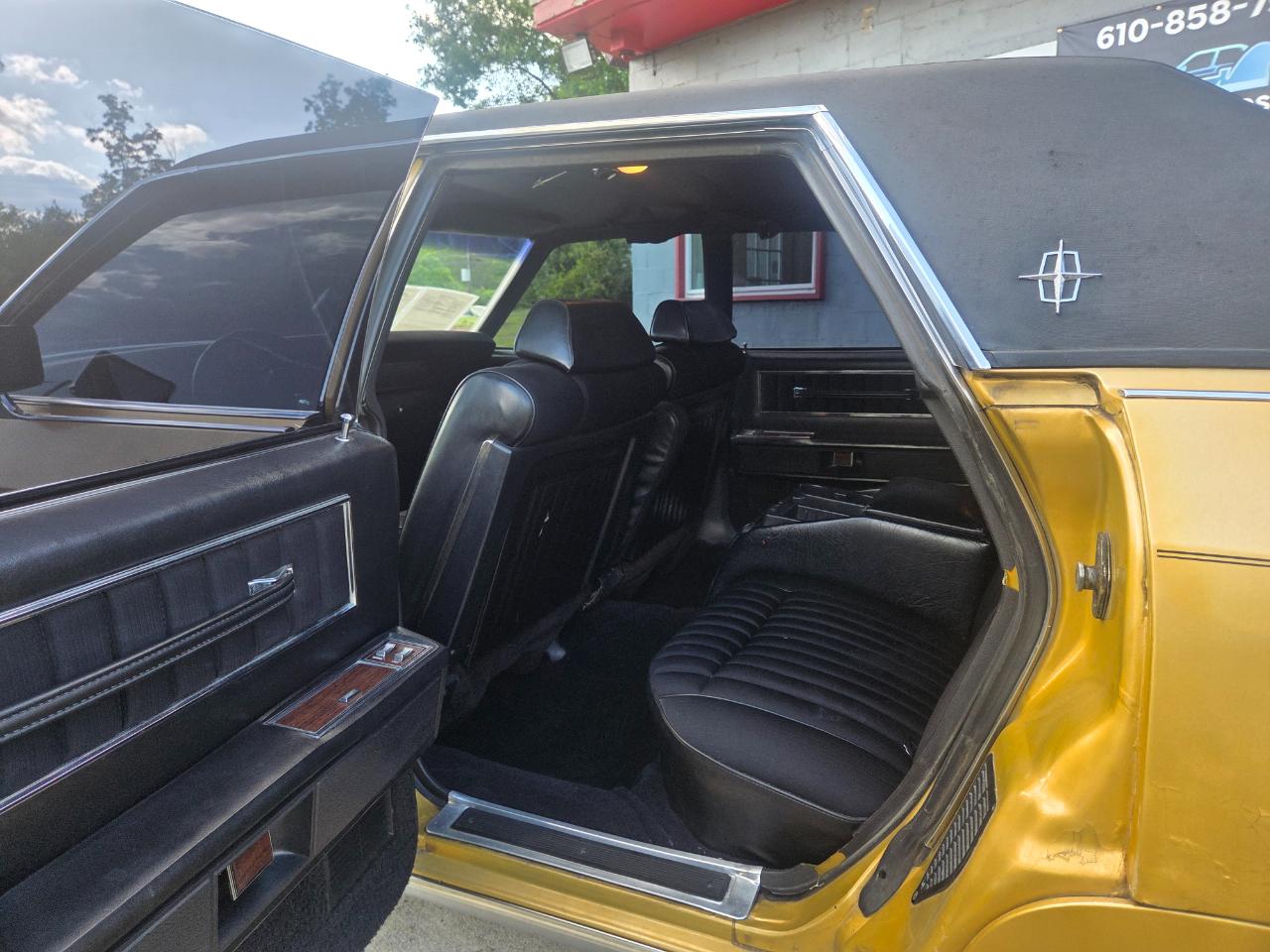 Lincoln Continental 4dr Sdn 1972