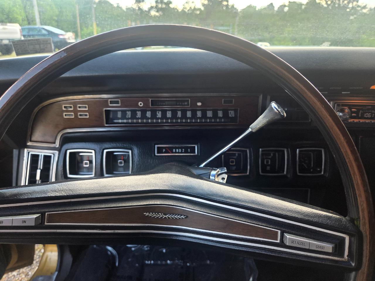 Lincoln Continental 4dr Sdn 1972