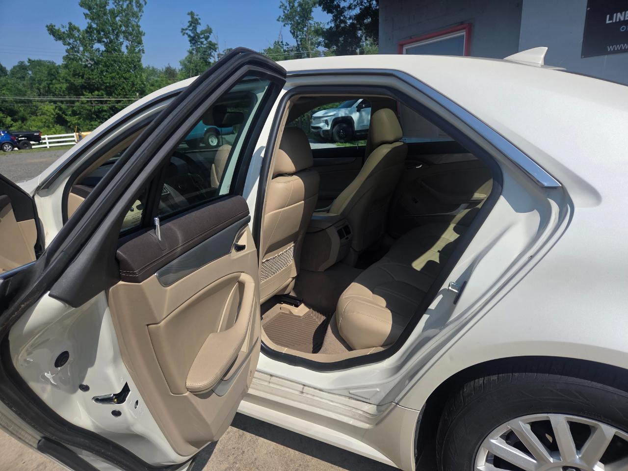 Cadillac CTS Luxury AWD 2013