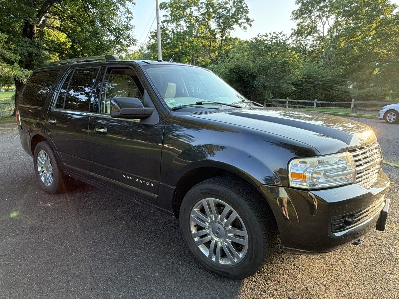 Lincoln Navigator 4WD 2010