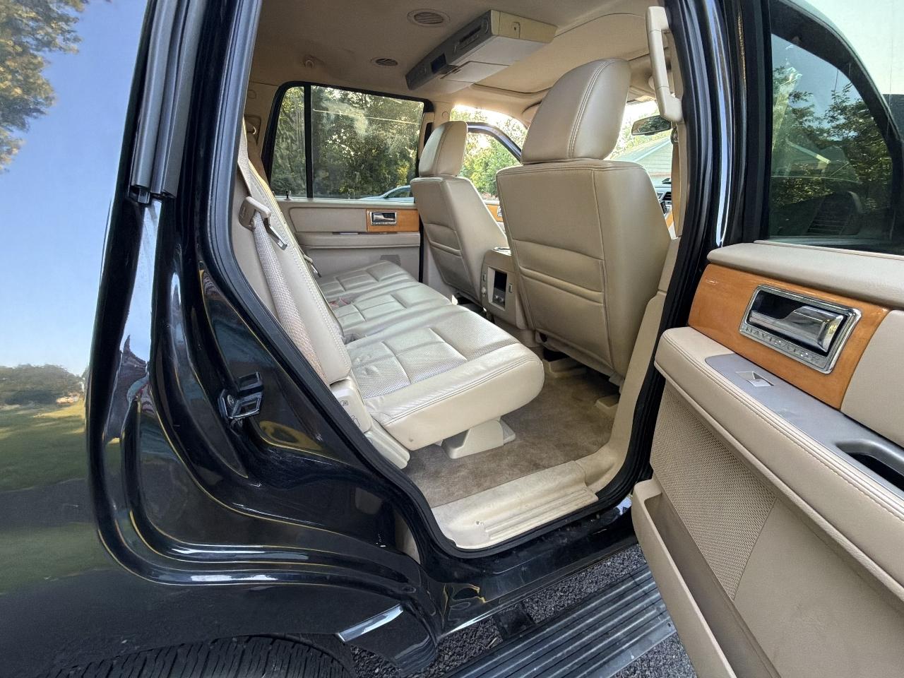 Lincoln Navigator 4WD 2010