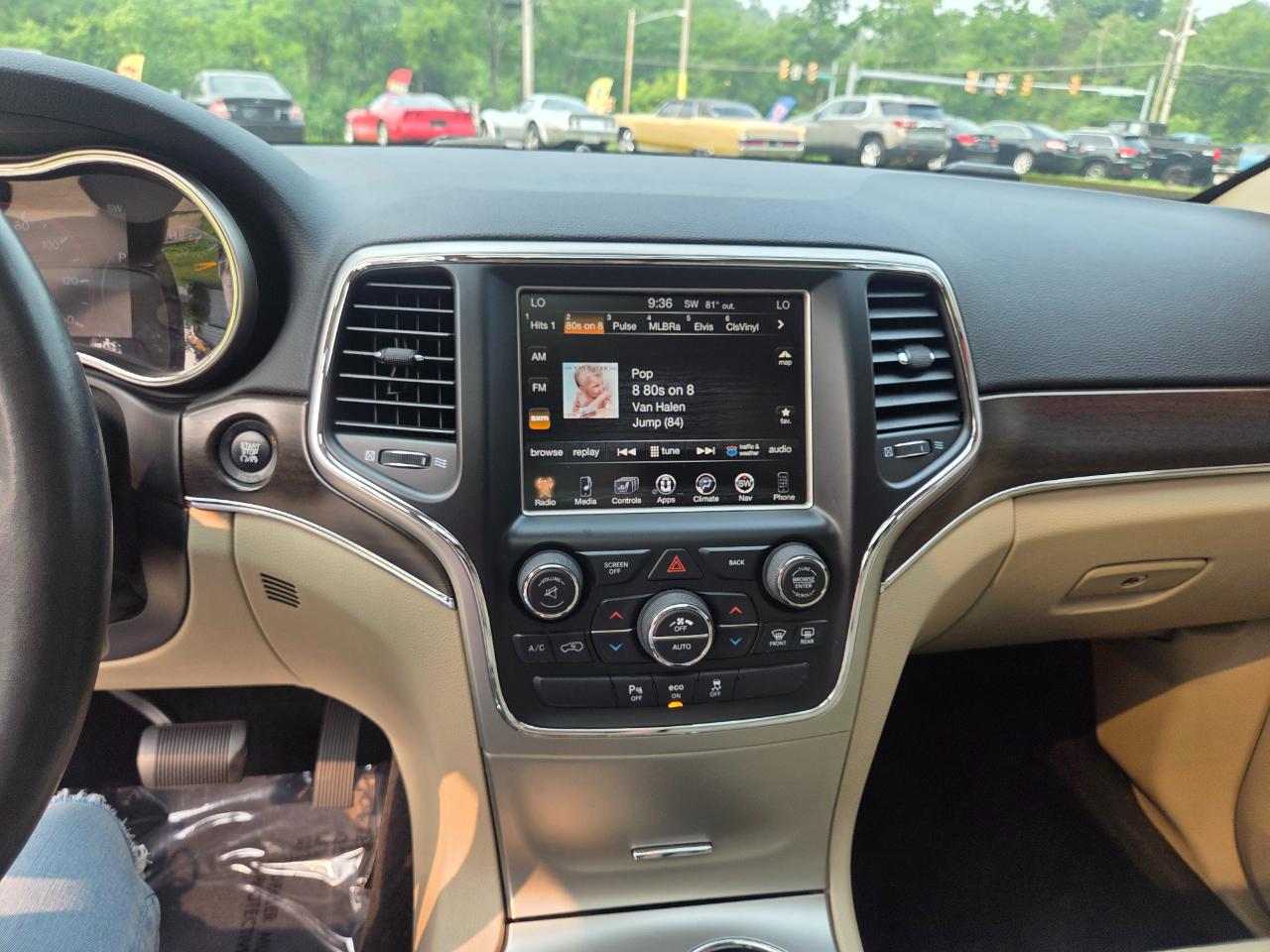 Jeep Grand Cherokee Limited 4WD 2015