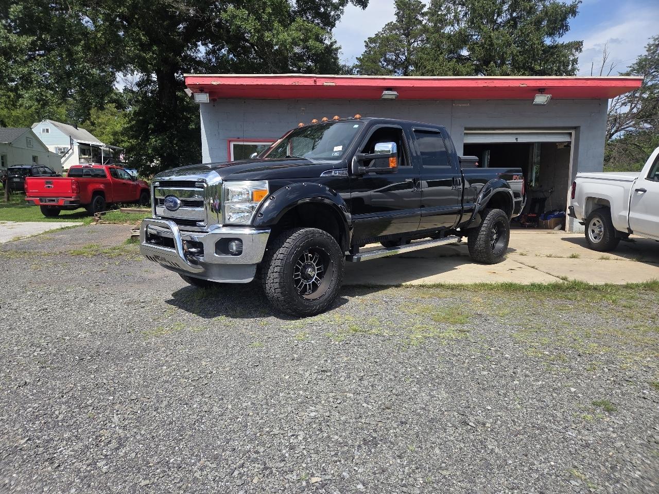 Ford F-250 SD Lariat Crew Cab 4WD 2013