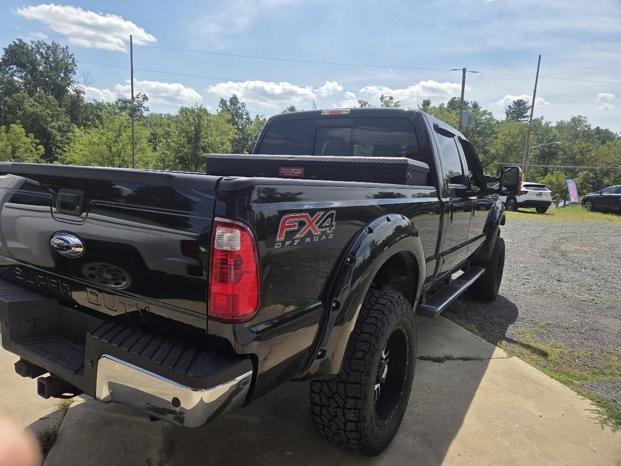 Ford F-250 SD Lariat Crew Cab 4WD 2013