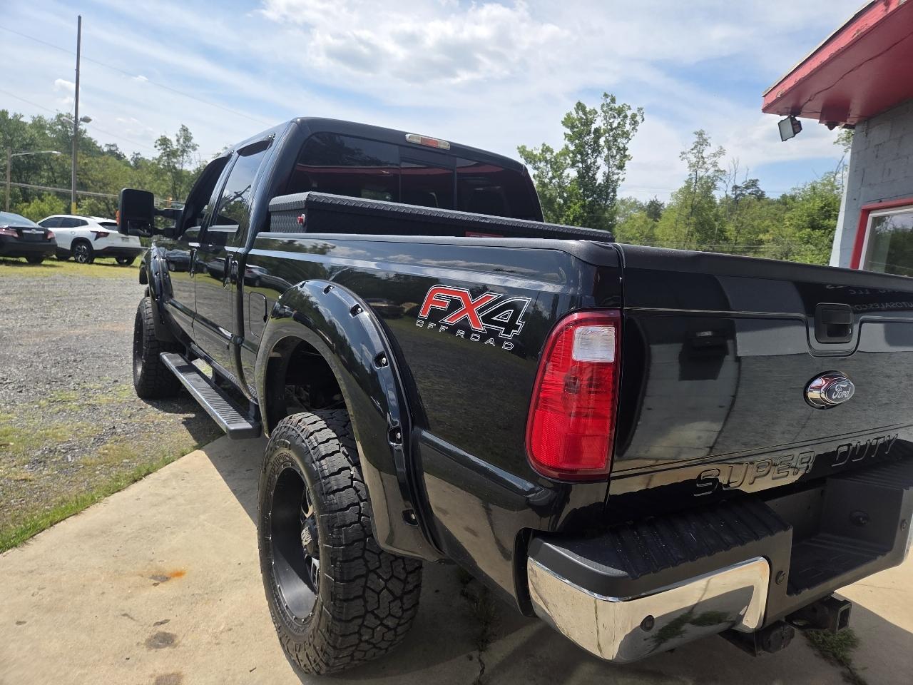 Ford F-250 SD Lariat Crew Cab 4WD 2013