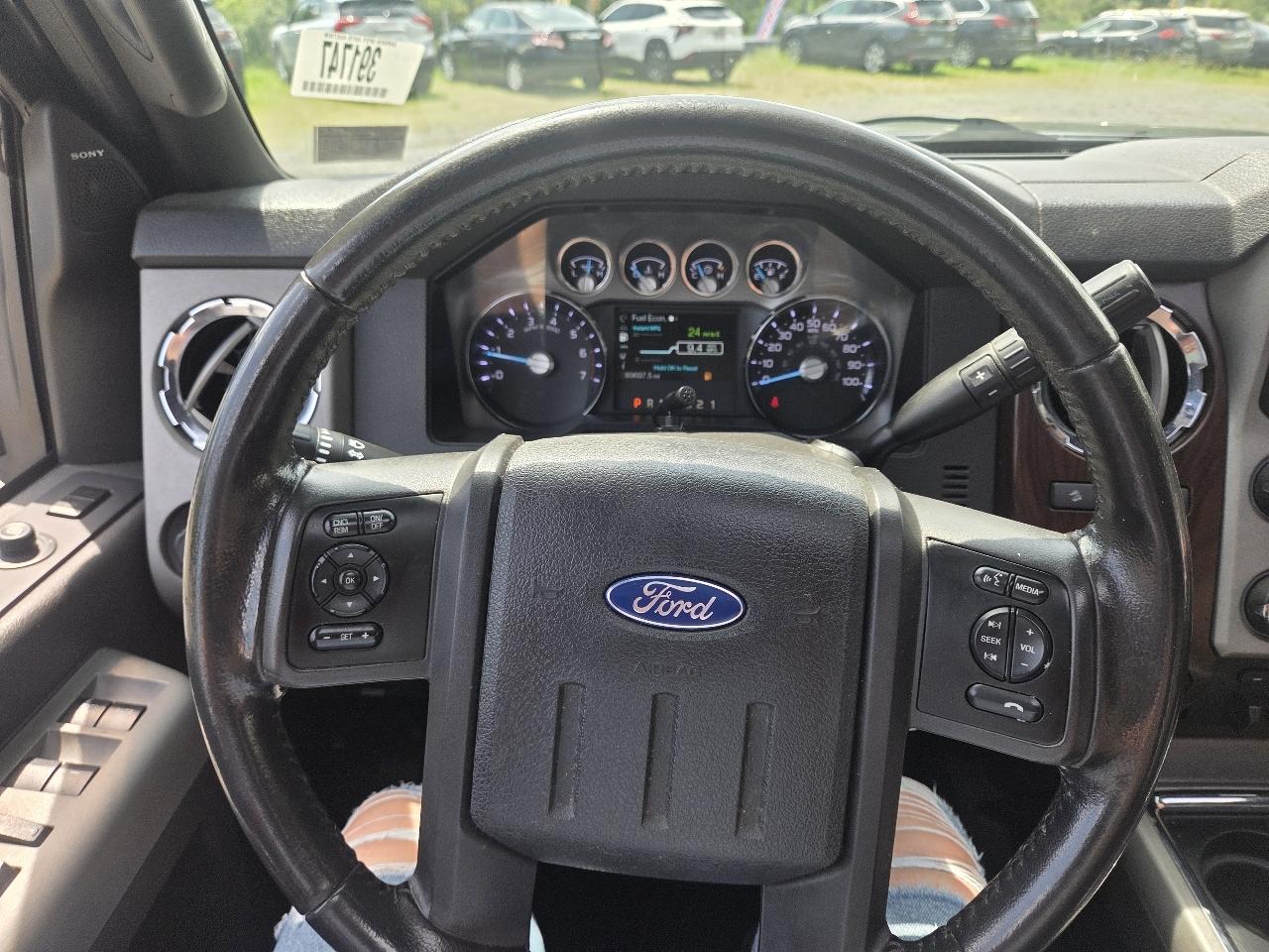 Ford F-250 SD Lariat Crew Cab 4WD 2013