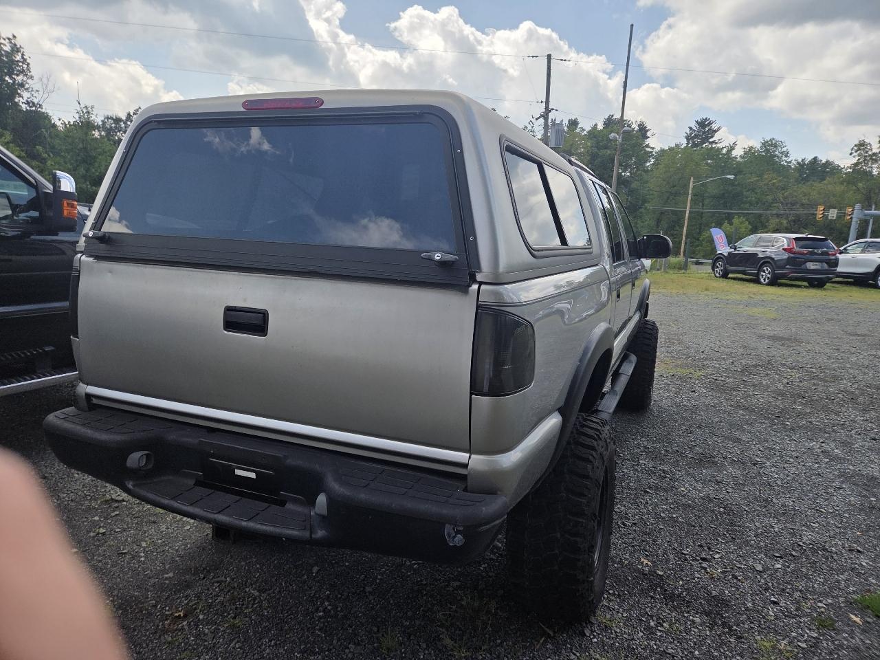 Chevrolet S-10 Crew Cab 4WD LS 2004