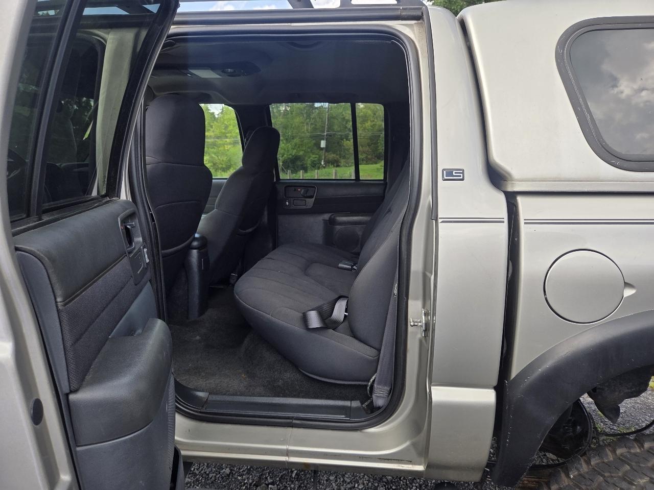 Chevrolet S-10 Crew Cab 4WD LS 2004