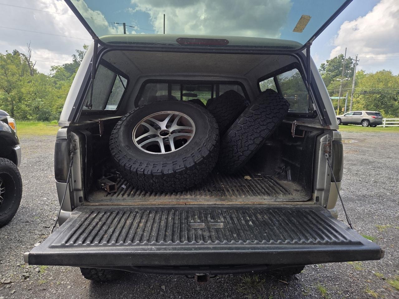 Chevrolet S-10 Crew Cab 4WD LS 2004