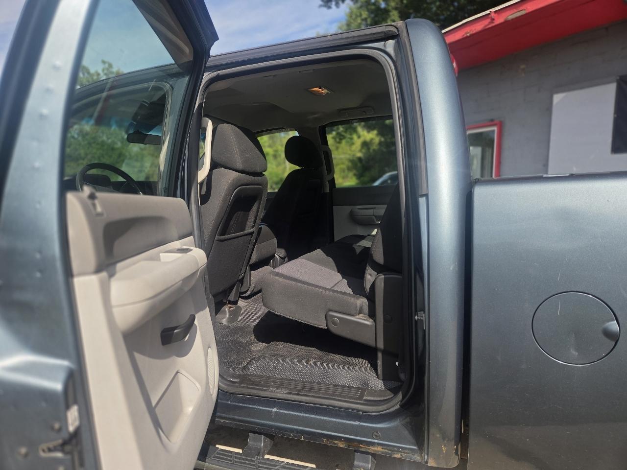 GMC Sierra 2500HD Work Truck Crew Cab 4WD 2011