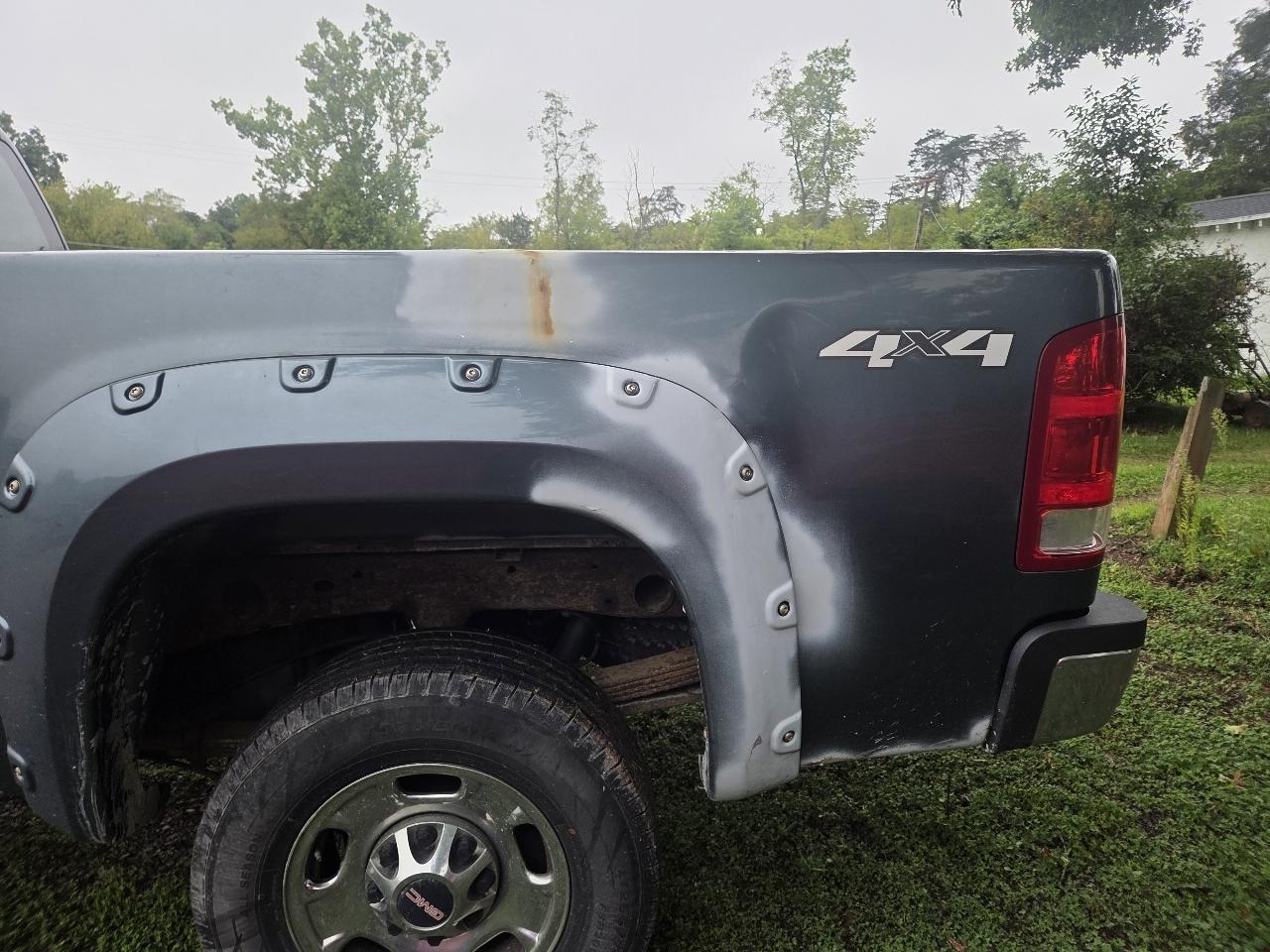 GMC Sierra 2500HD Work Truck Crew Cab 4WD 2011