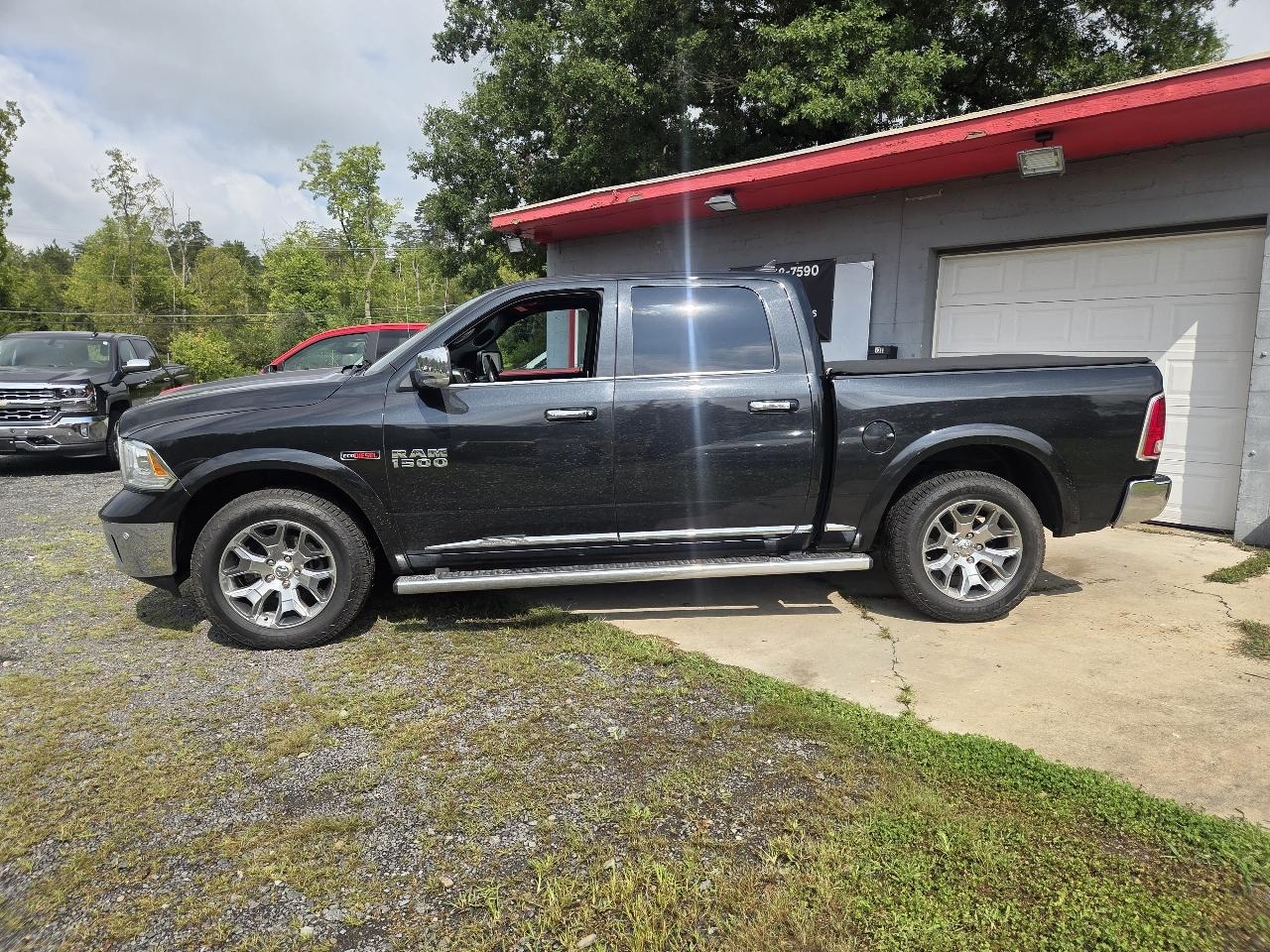 RAM 1500 Longhorn Crew Cab SWB 4WD 2017