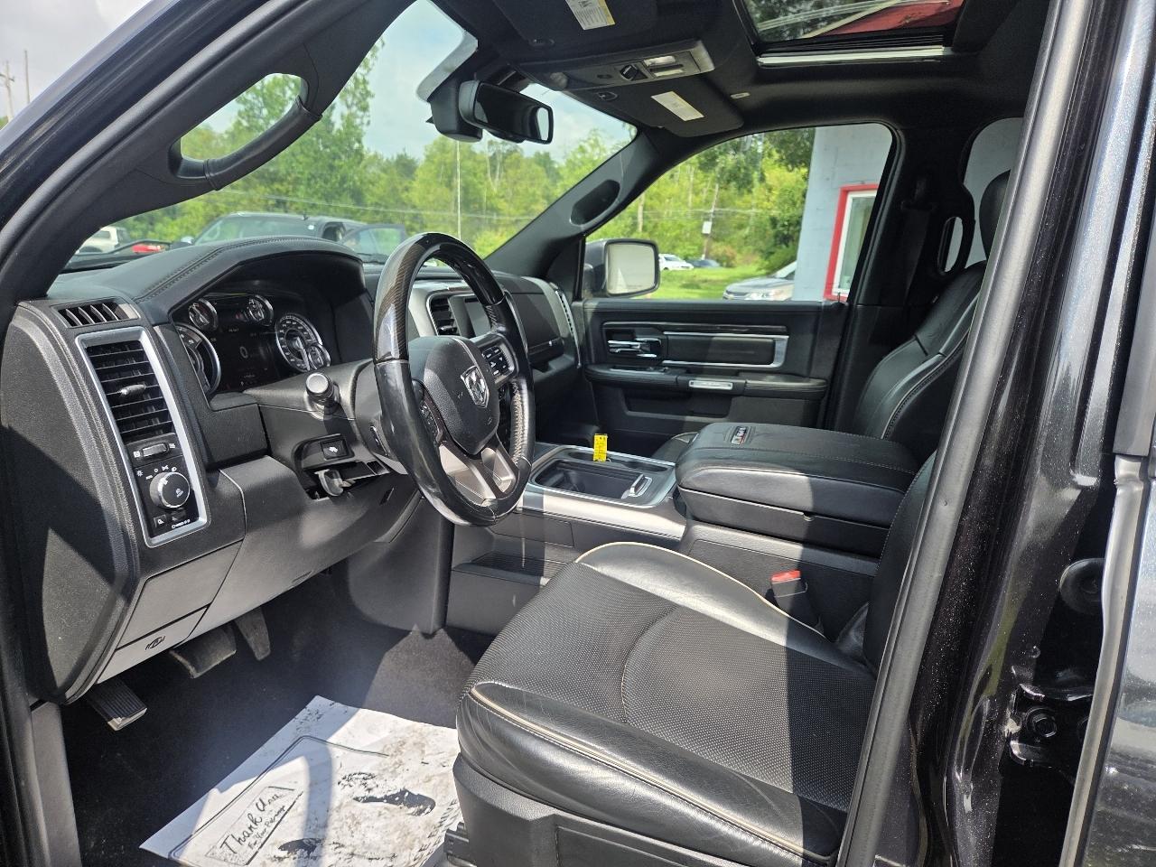 RAM 1500 Longhorn Crew Cab SWB 4WD 2017