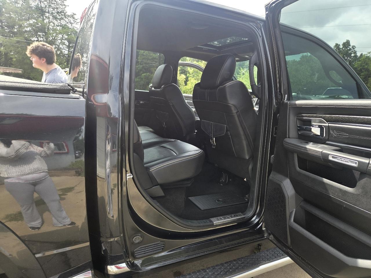 RAM 1500 Longhorn Crew Cab SWB 4WD 2017