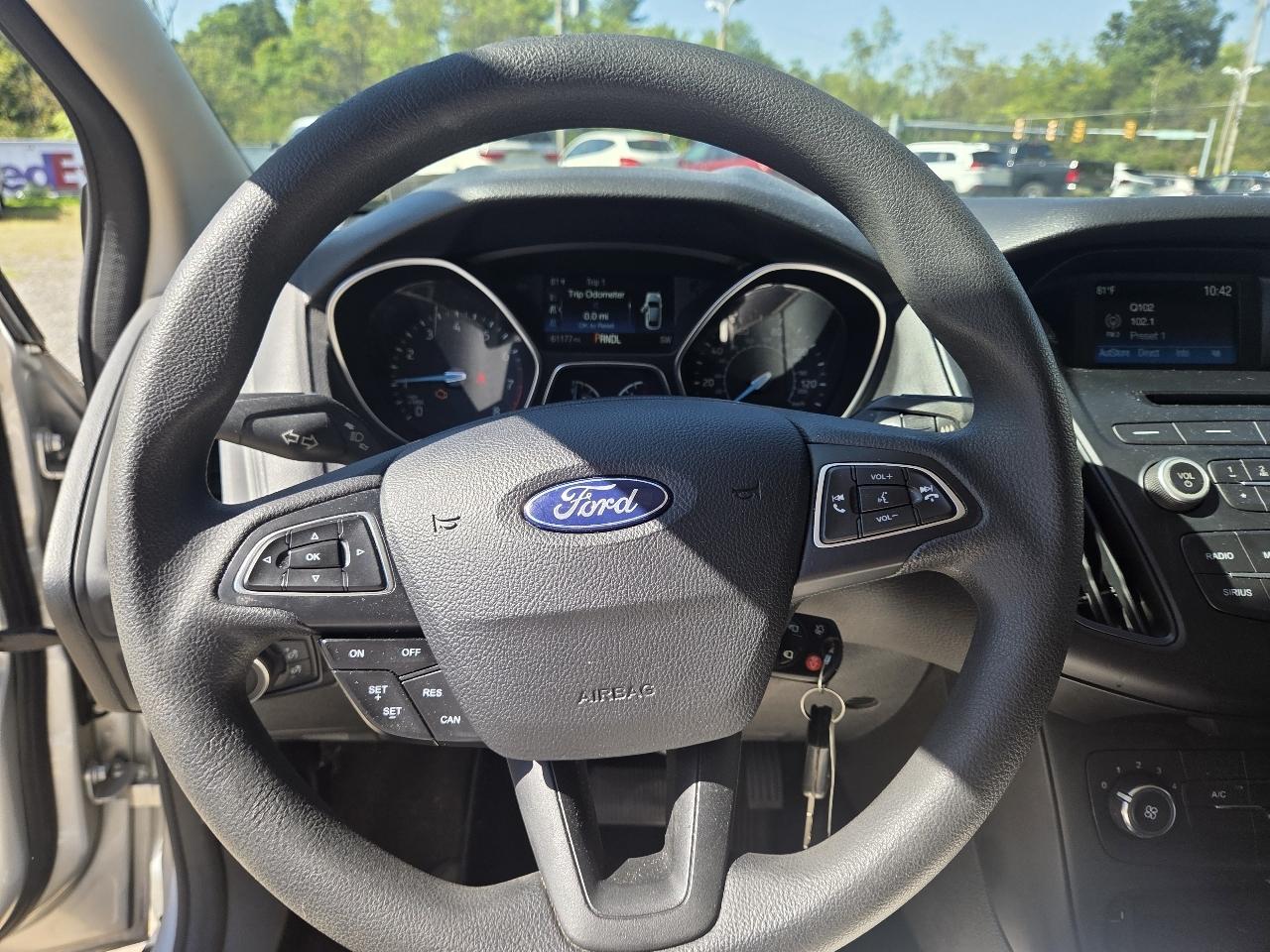 Ford Focus SE Sedan 2017
