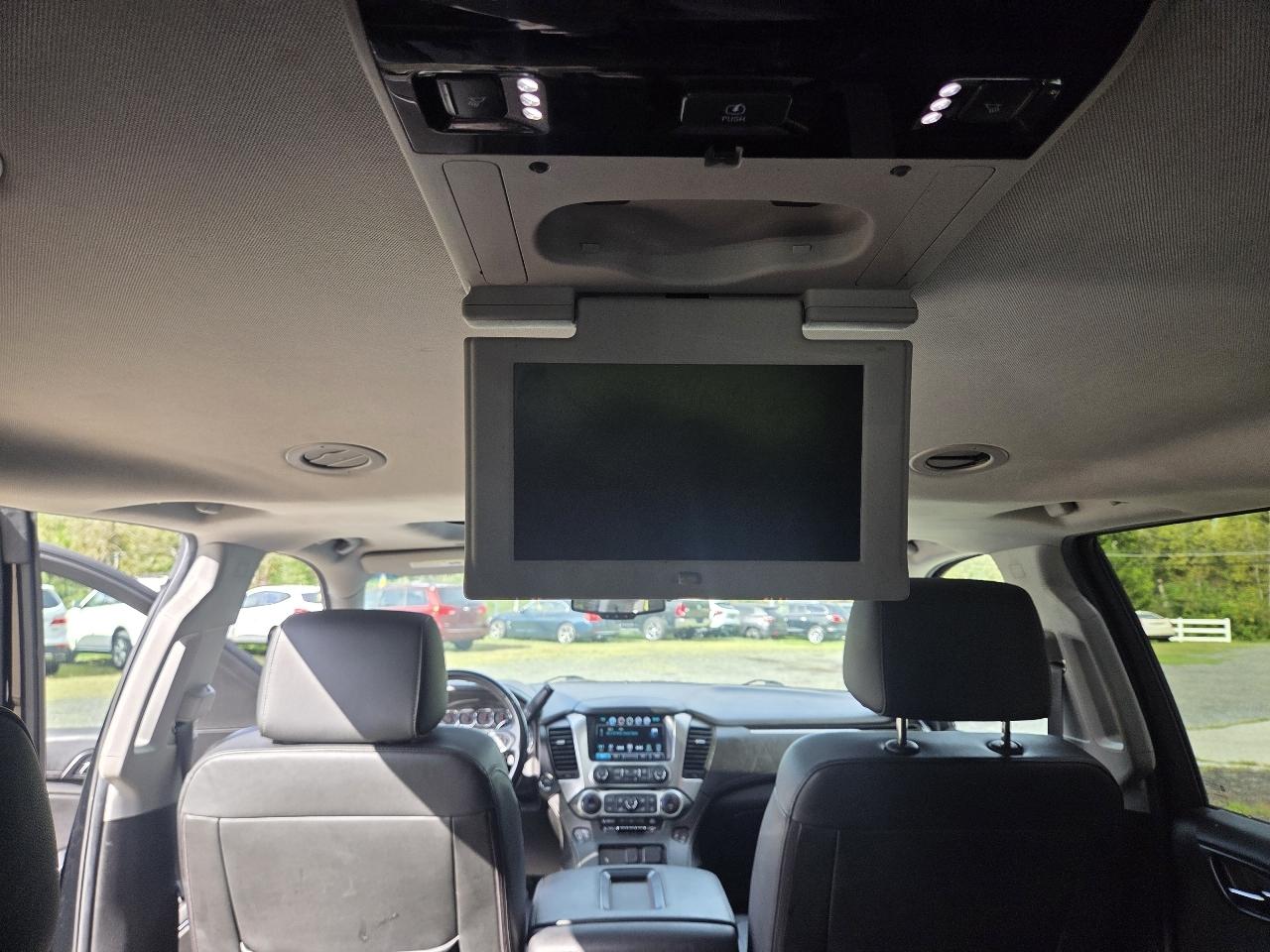 Chevrolet Suburban LT 4WD 2018