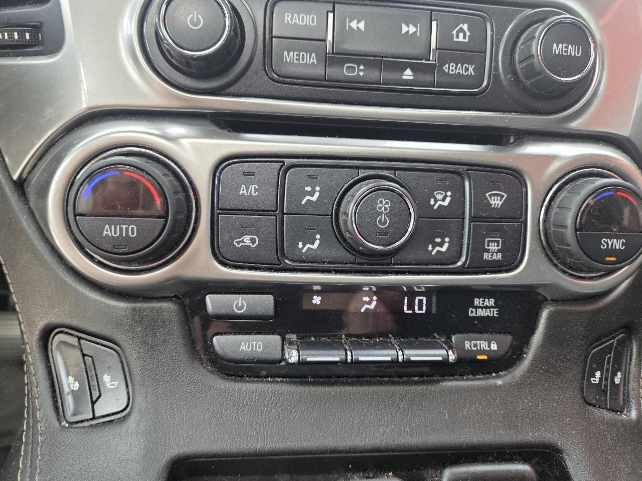 Chevrolet Suburban LT 4WD 2018