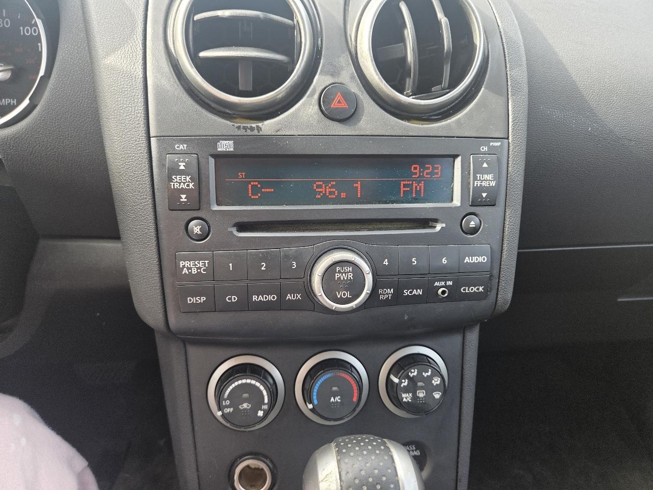 Nissan Rogue S AWD 2009