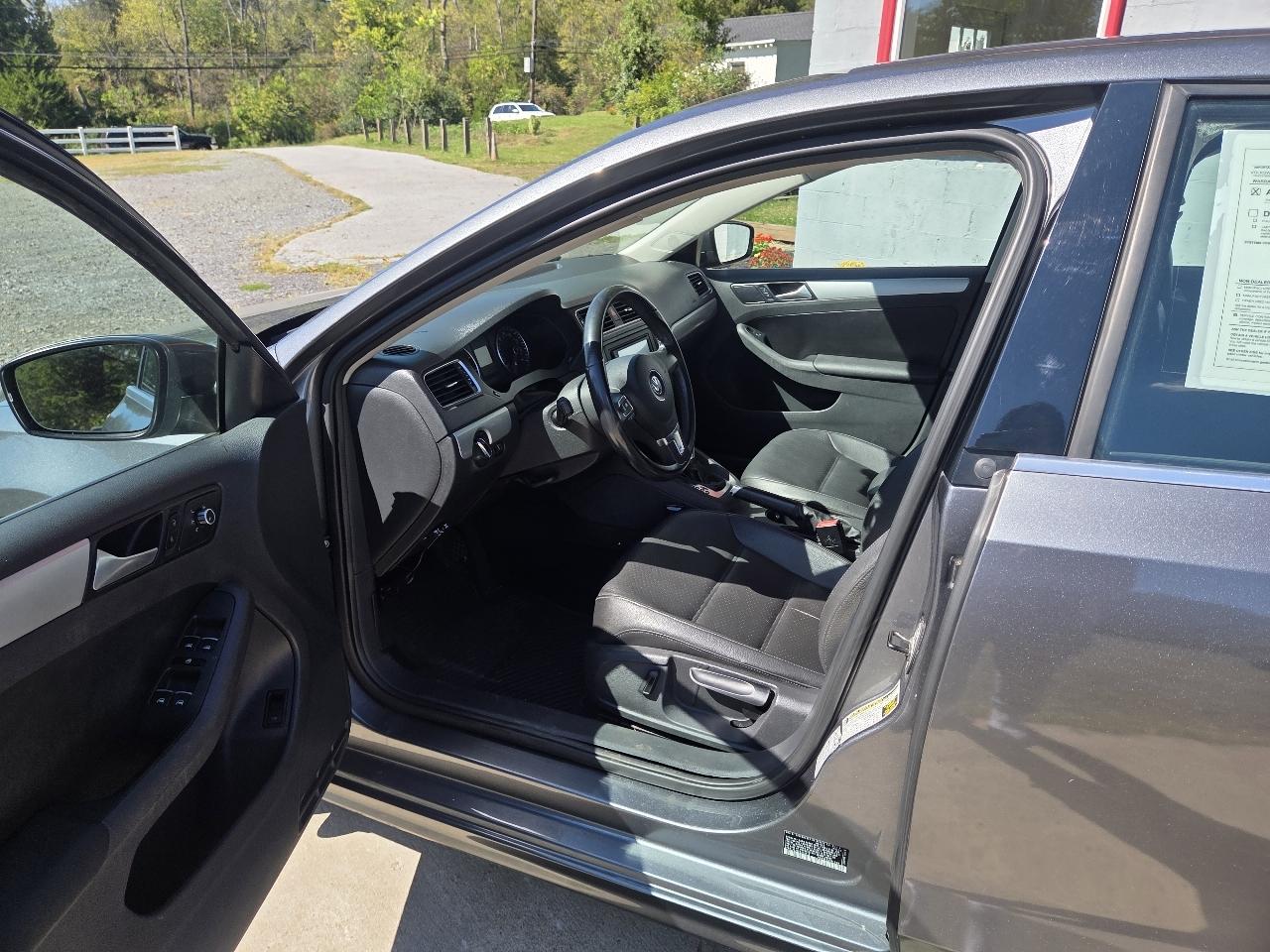 Volkswagen Jetta SE 2014