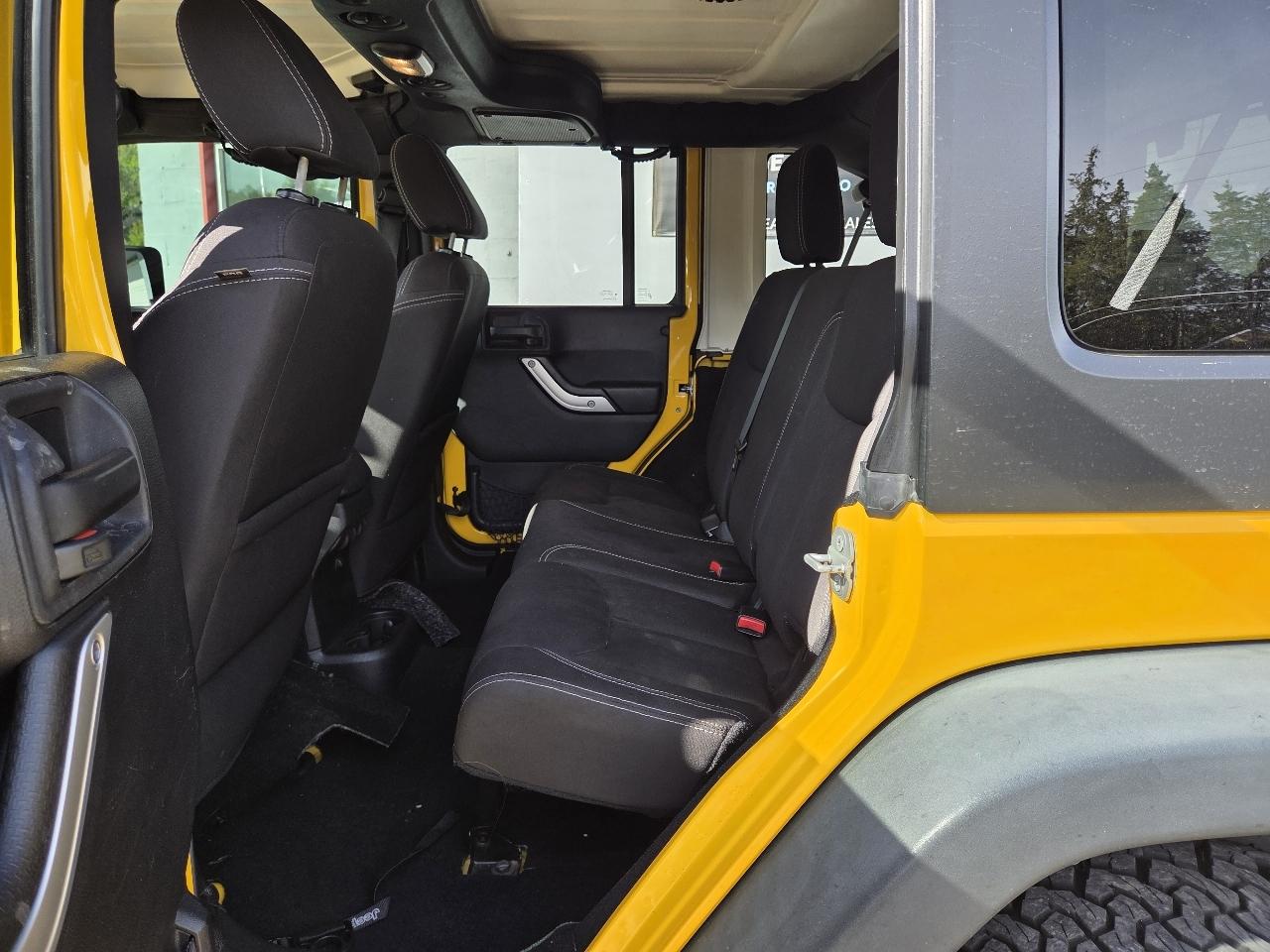 Jeep Wrangler Unlimited Rubicon 4WD 2015