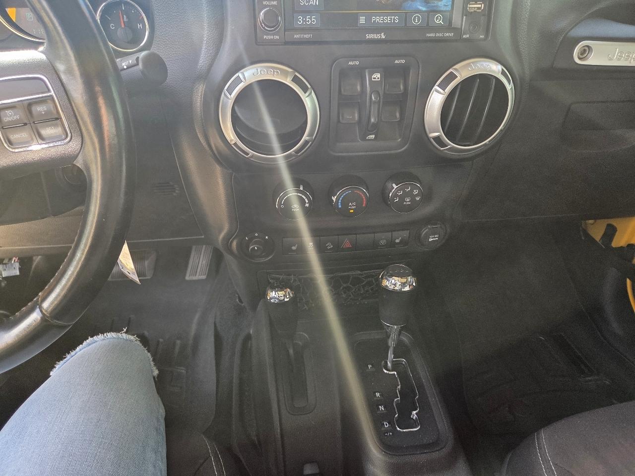 Jeep Wrangler Unlimited Rubicon 4WD 2015