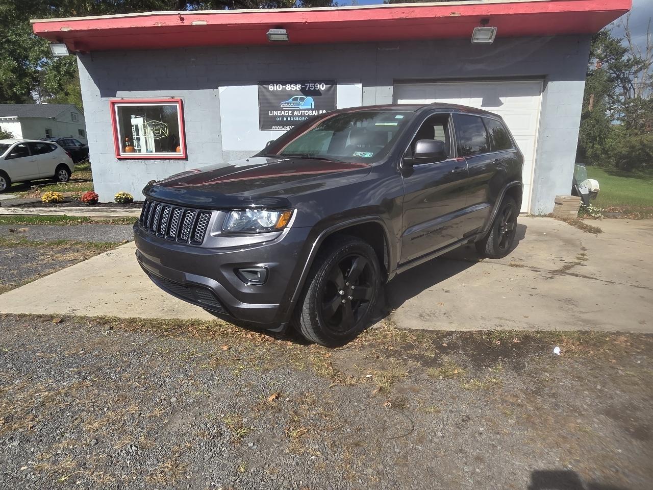 Jeep Grand Cherokee Laredo 4WD 2015