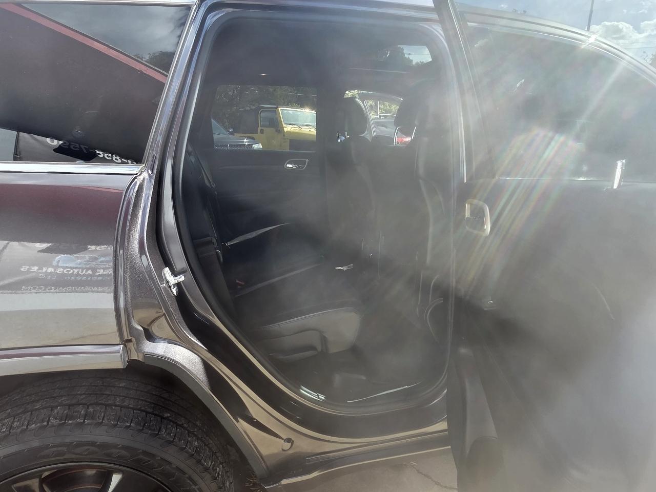 Jeep Grand Cherokee Laredo 4WD 2015