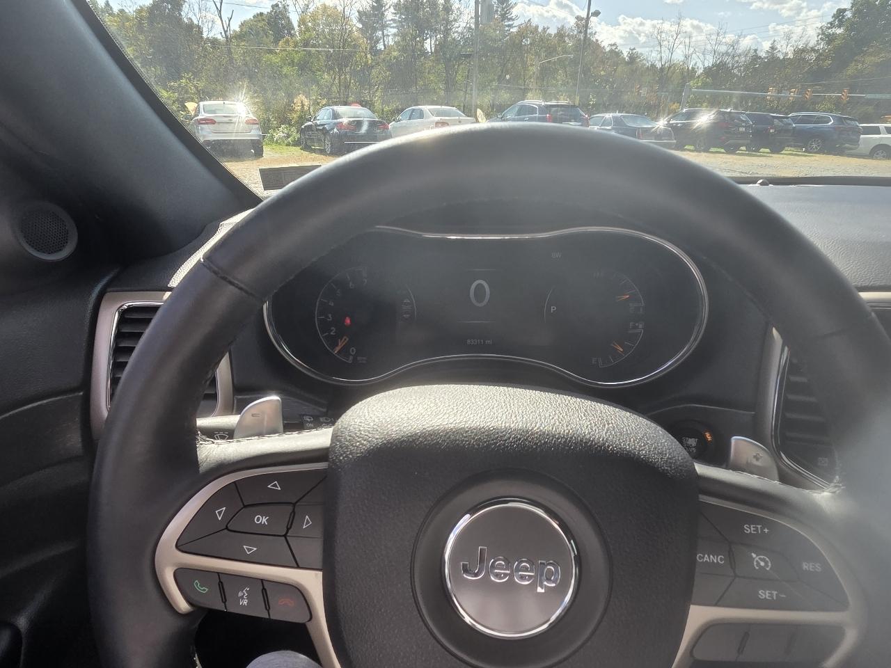 Jeep Grand Cherokee Laredo 4WD 2015