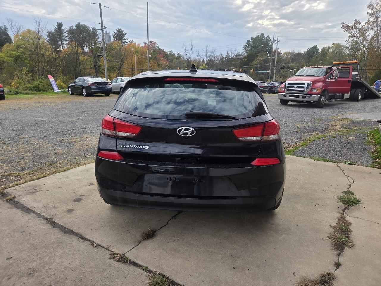 Hyundai Elantra GT 2.0L 6A 2018